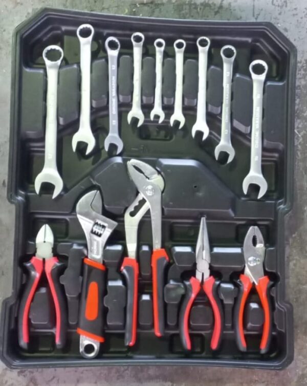 187 piece TOOLKIT